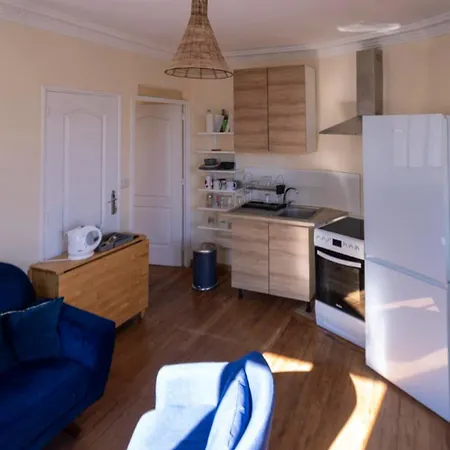 Charming Cozy Nest In * Παρίσι